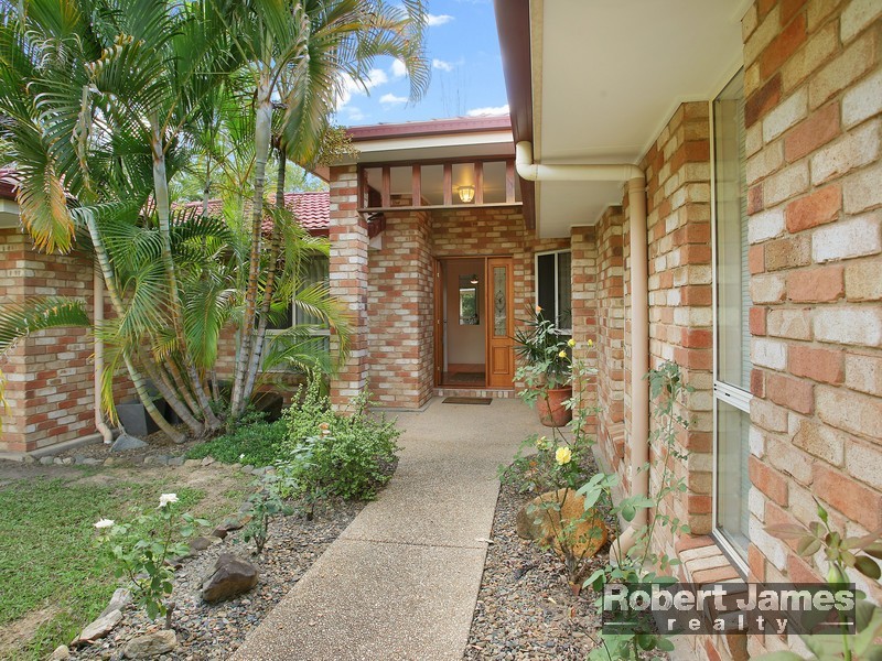 53 Coolah Place, Cooroibah QLD 4565