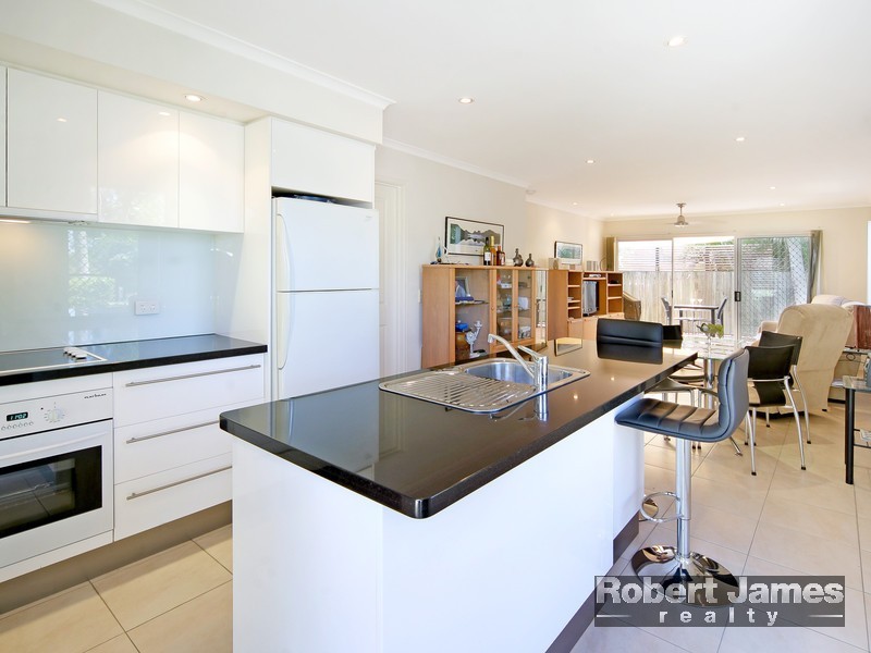 1/48 Poinciana Avenue, Tewantin QLD 4565