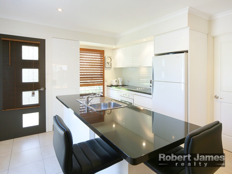 1/48 Poinciana Avenue, Tewantin QLD 4565
