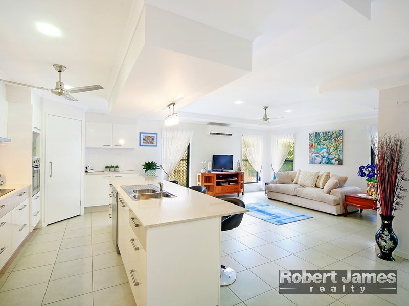 5 Lindfield Circuit, Noosaville QLD 4566