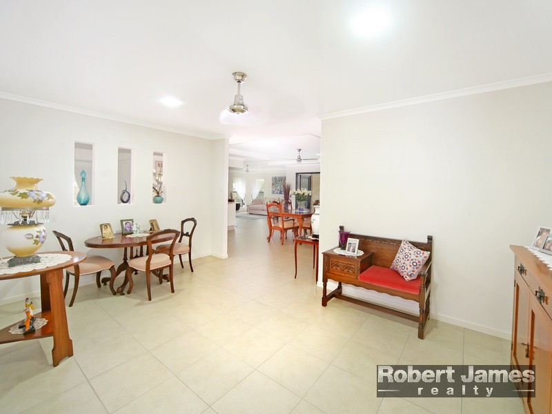 5 Lindfield Circuit, Noosaville QLD 4566