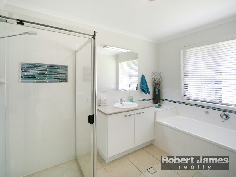 5 Lindfield Circuit, Noosaville QLD 4566