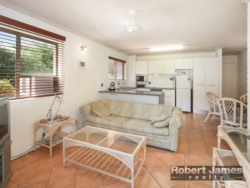 1/32 Edward Street, Noosaville QLD 4566