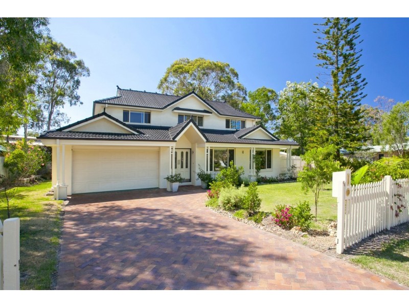 44 Seacove Court, Noosa Waters QLD 4566