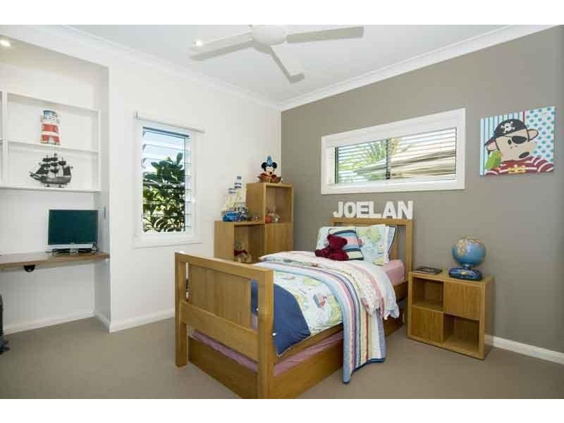 81 Edington Drive, Cooroibah QLD 4565