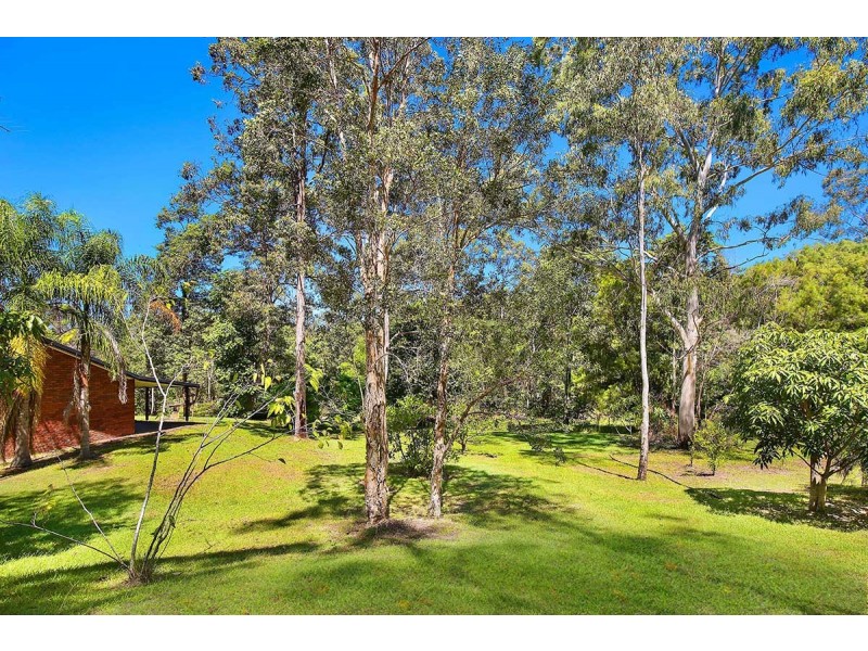 33 Redwood Road, Doonan QLD 4562