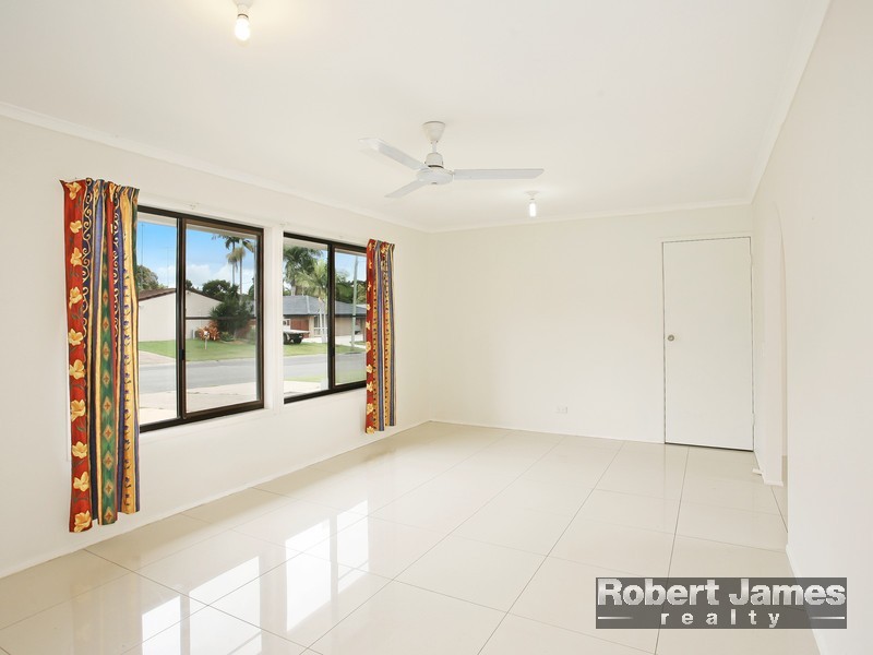 10 Linksland Street, Tewantin QLD 4565