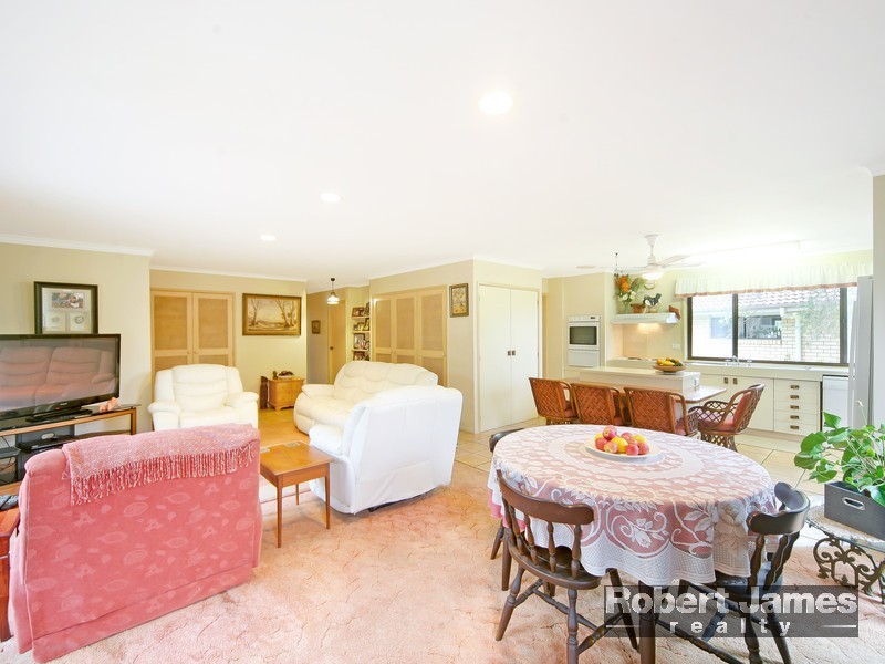 26 Ray Street, Sunshine Beach QLD 4567