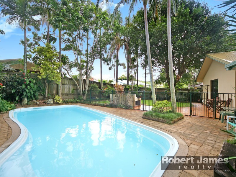 26 Ray Street, Sunshine Beach QLD 4567