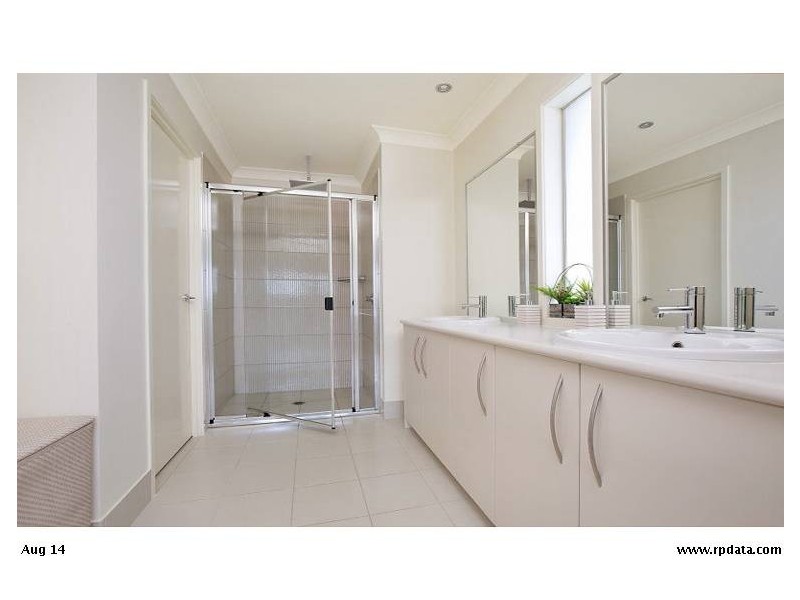 134 The Avenue, Peregian Springs QLD 4573