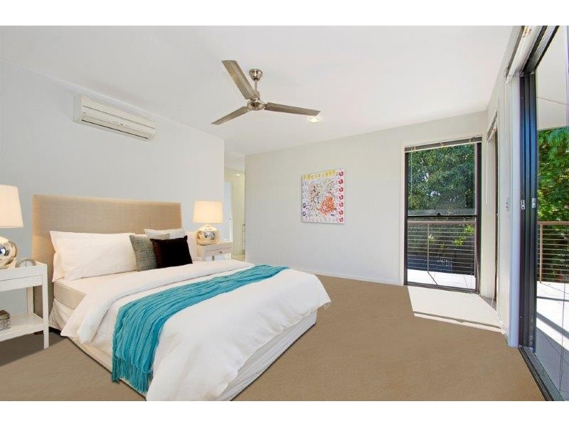 18 Nannygai Street, Noosaville QLD 4566