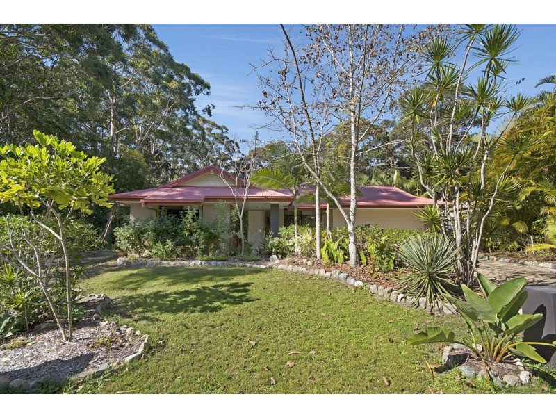 79 Lake Entrance Boulevard, Noosaville QLD 4566