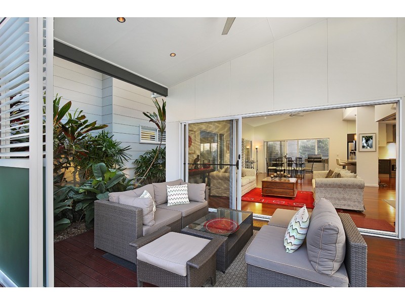 2 Quoll Crt, Peregian Springs QLD 4573