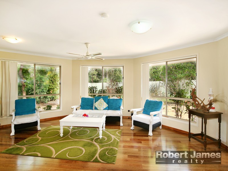 11 Tamarine Court, Cooroibah QLD 4565