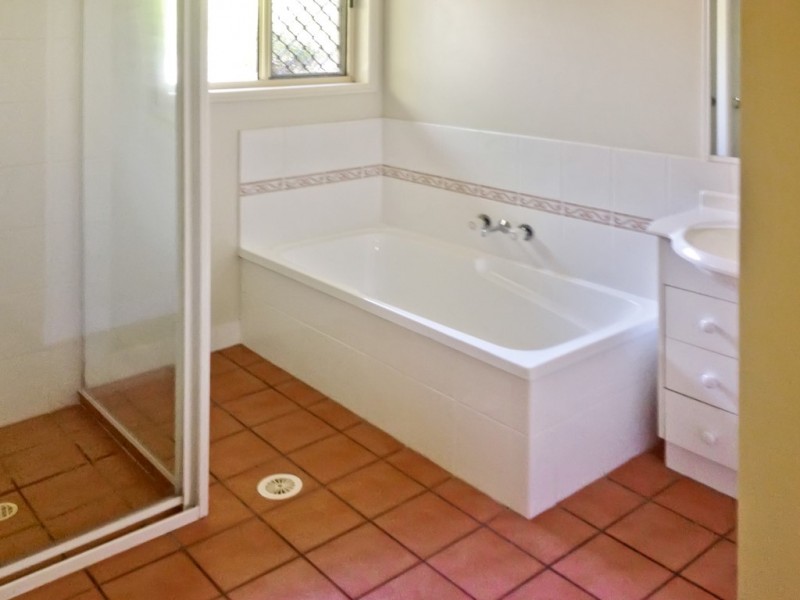 23 Bushlands Drive, Noosaville QLD 4566