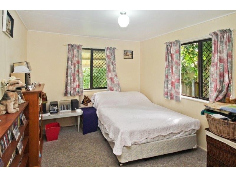 70 Hendry St, Tewantin QLD 4565