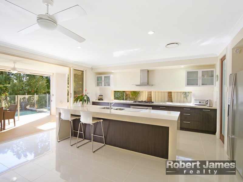 13 Banksia Avenue, Noosa Heads QLD 4567