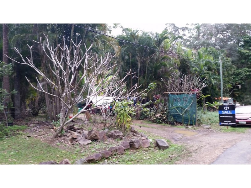 9 Old Coach Way, Lake Macdonald QLD 4563