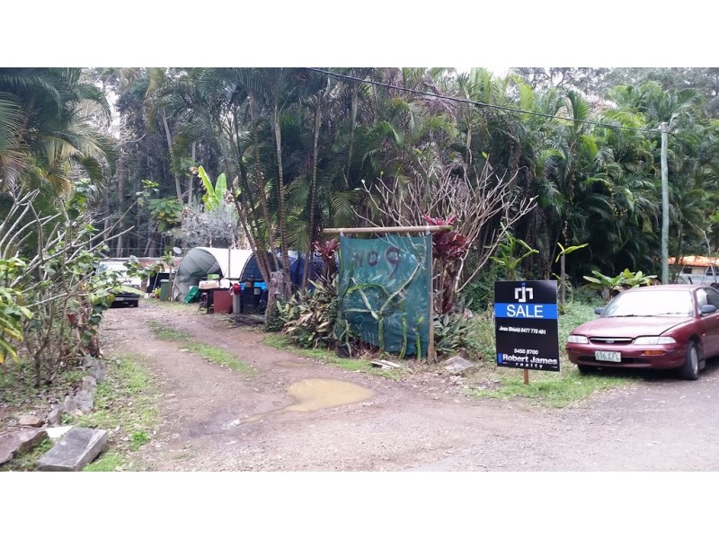 9 Old Coach Way, Lake Macdonald QLD 4563