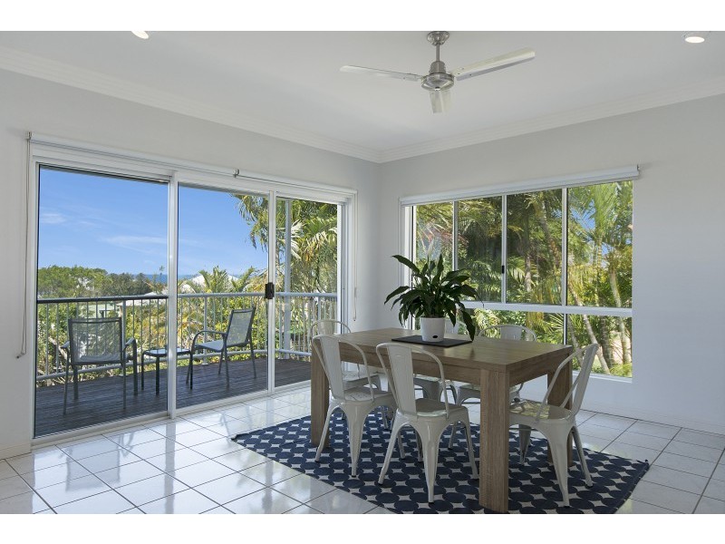 60 Southern Cross Parade, Sunrise Beach QLD 4567