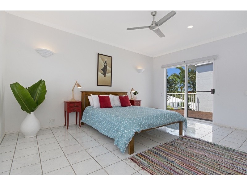 60 Southern Cross Parade, Sunrise Beach QLD 4567