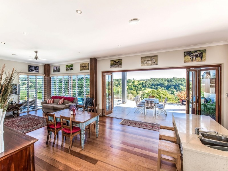 43 Wust Road, Cooroy QLD 4563