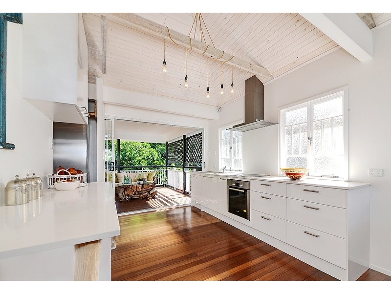 47 Whytecliffe Parade, Woody Point QLD 4019