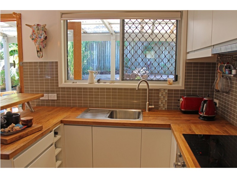 47 Wollomia Way, Sunrise Beach QLD 4567