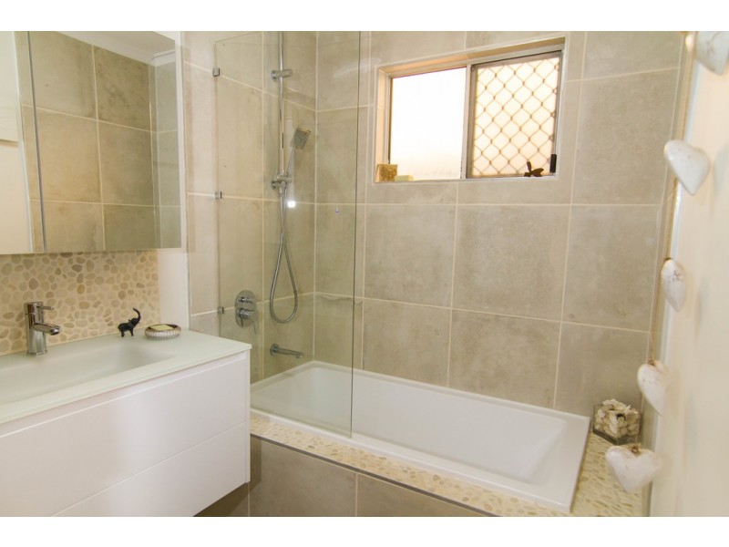 47 Wollomia Way, Sunrise Beach QLD 4567