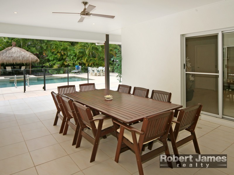 35 Coral Fern Dr, Cooroibah QLD 4565