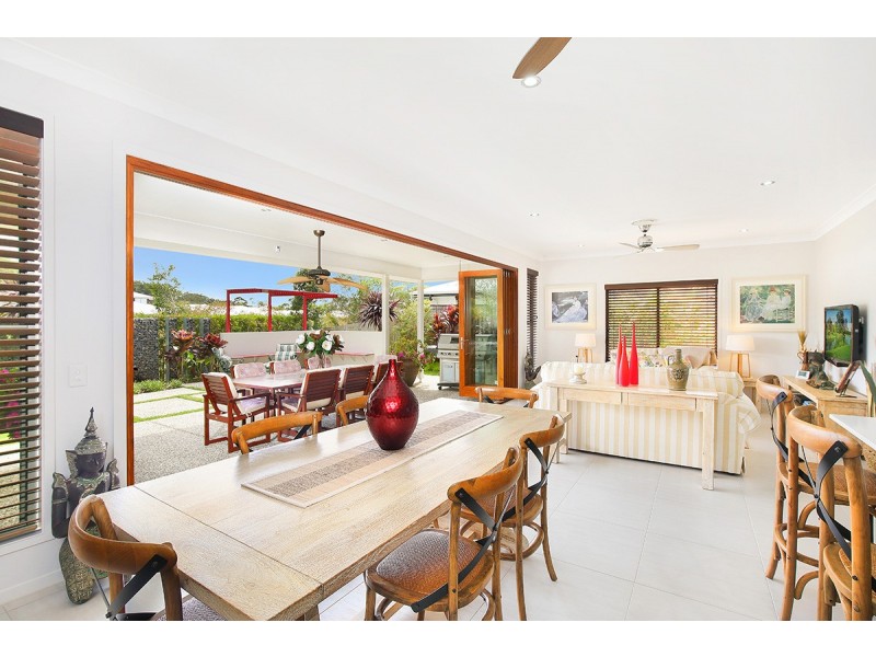 13 Gainsborough Cres, Peregian Springs QLD 4573