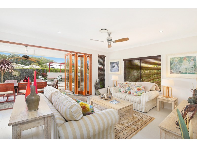 13 Gainsborough Cres, Peregian Springs QLD 4573