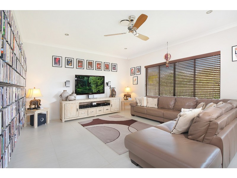 13 Gainsborough Cres, Peregian Springs QLD 4573