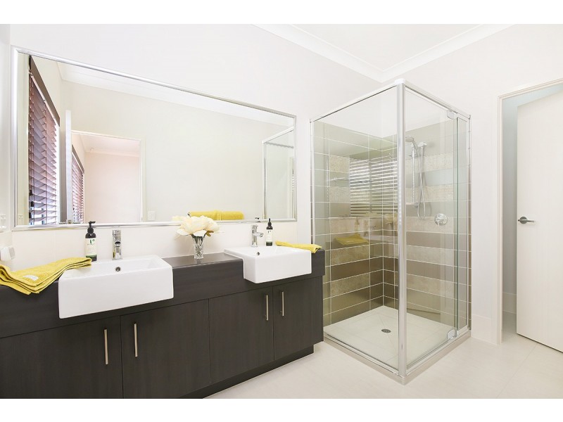 13 Gainsborough Cres, Peregian Springs QLD 4573