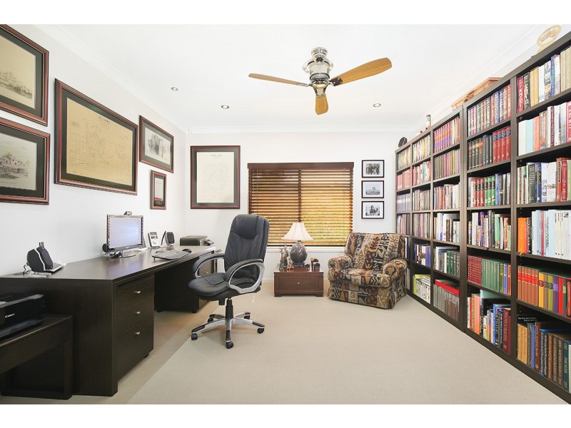 13 Gainsborough Cres, Peregian Springs QLD 4573