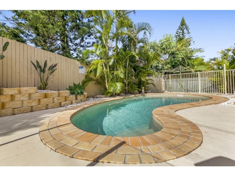 12 Orealla Crescent, Sunrise Beach QLD 4567