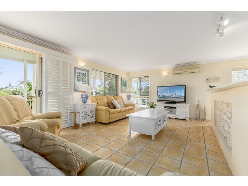 12 Orealla Crescent, Sunrise Beach QLD 4567