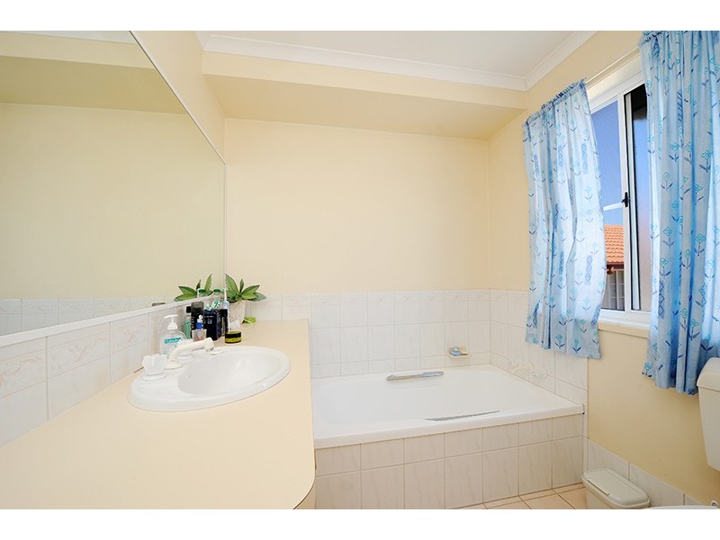 1/63-65 Duporth Avenue, Maroochydore QLD 4558