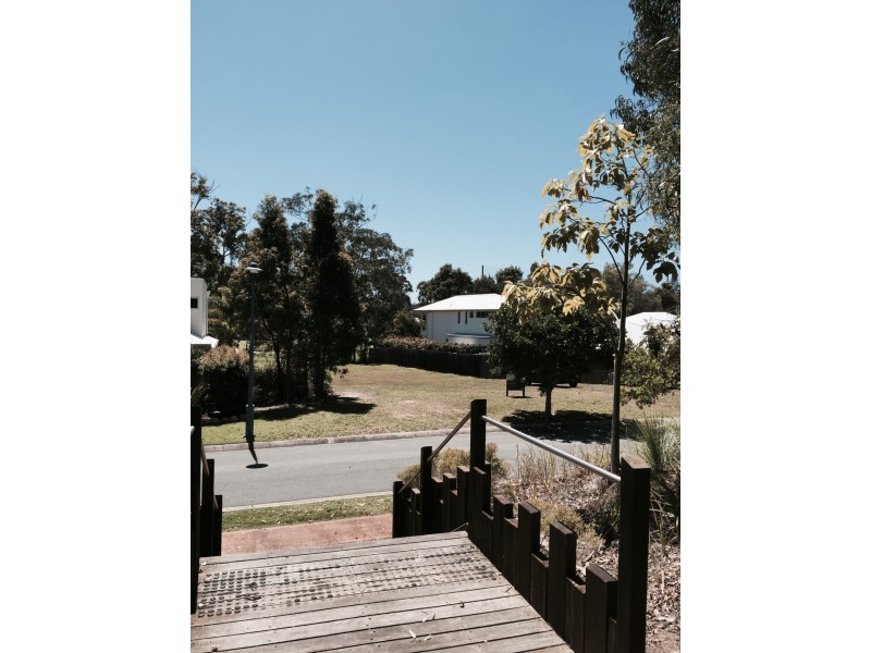 33 Peachtree Crescent, Peregian Springs QLD 4573