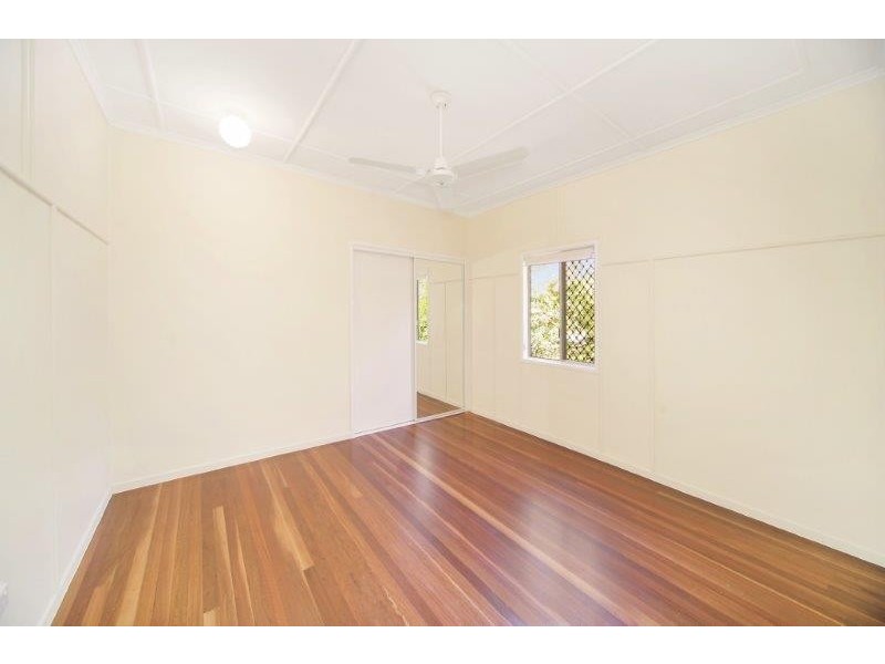 36 Crank Street, Tewantin QLD 4565