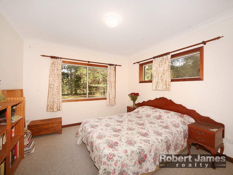 151 Dath Henderson Road, Tinbeerwah QLD 4563