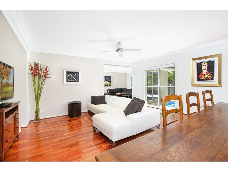 15 Selkirk Way, Peregian Springs QLD 4573