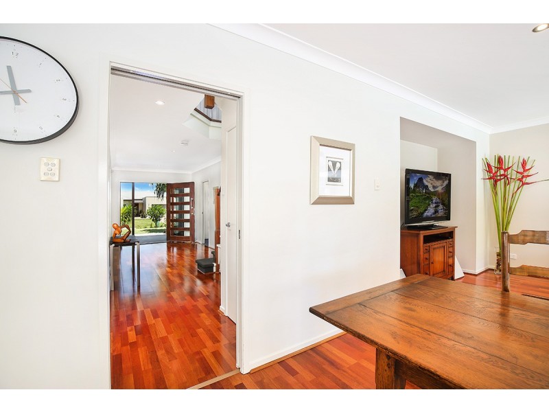15 Selkirk Way, Peregian Springs QLD 4573
