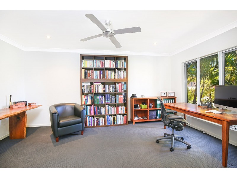 15 Selkirk Way, Peregian Springs QLD 4573