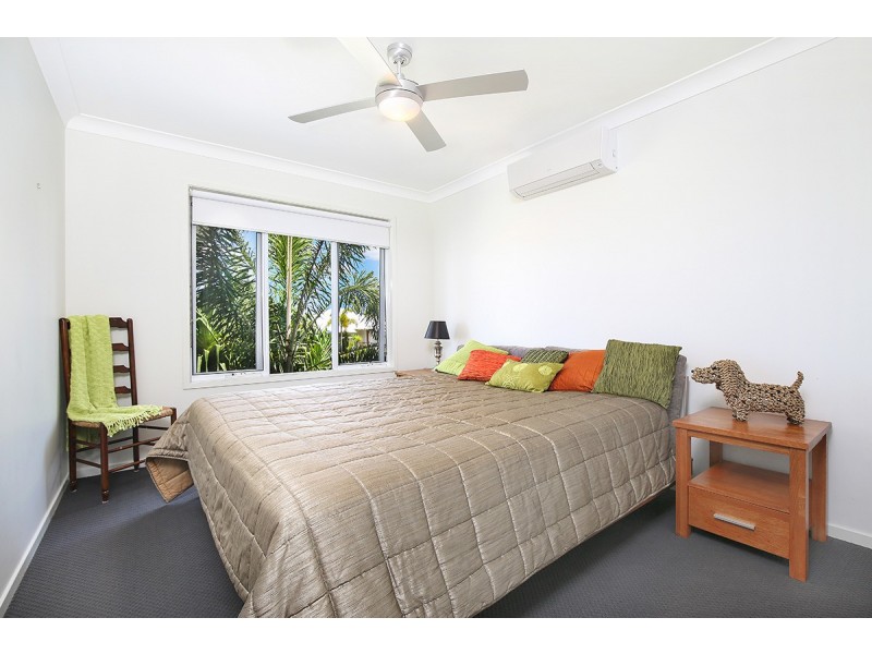 15 Selkirk Way, Peregian Springs QLD 4573