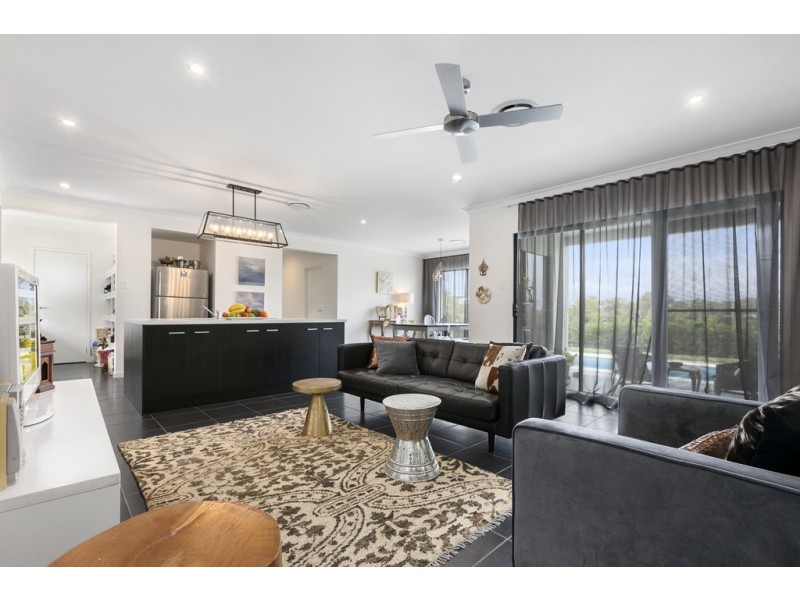 16 Whistler Lane, Peregian Springs QLD 4573