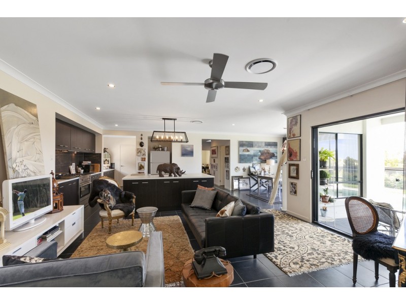 16 Whistler Lane, Peregian Springs QLD 4573