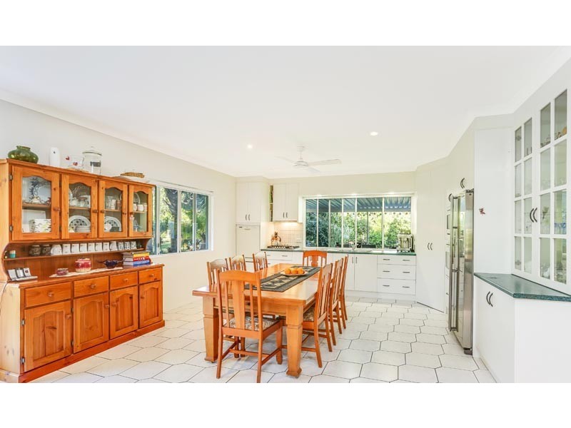 5 Dela Court, Cooroibah QLD 4565