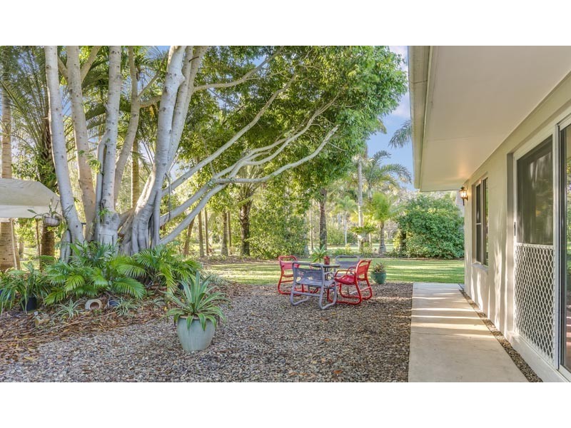 5 Dela Court, Cooroibah QLD 4565