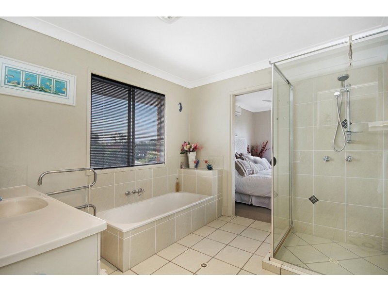 29 Ashgrove Drive, Cooroy QLD 4563